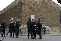 Захват заложников в тюрьме Сантэ в Париже: все целы
