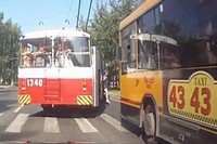 В Ижевске оштрафованы гонщицы на троллейбусе и автобусе