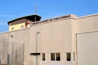 В суперсовременной французской тюрьме «Лион-Корбас» покончила с собой женщина