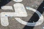 Парковка на местах для инвалидов подорожает в 25 раз