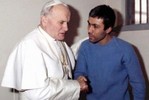 Террорист, совершивший покушение на Папу Римского, написал книгу