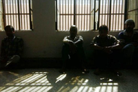 Индийские заключенные получают среднее и высшее образование в тюрьме