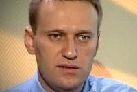 С блогера Навального сняты подозрения